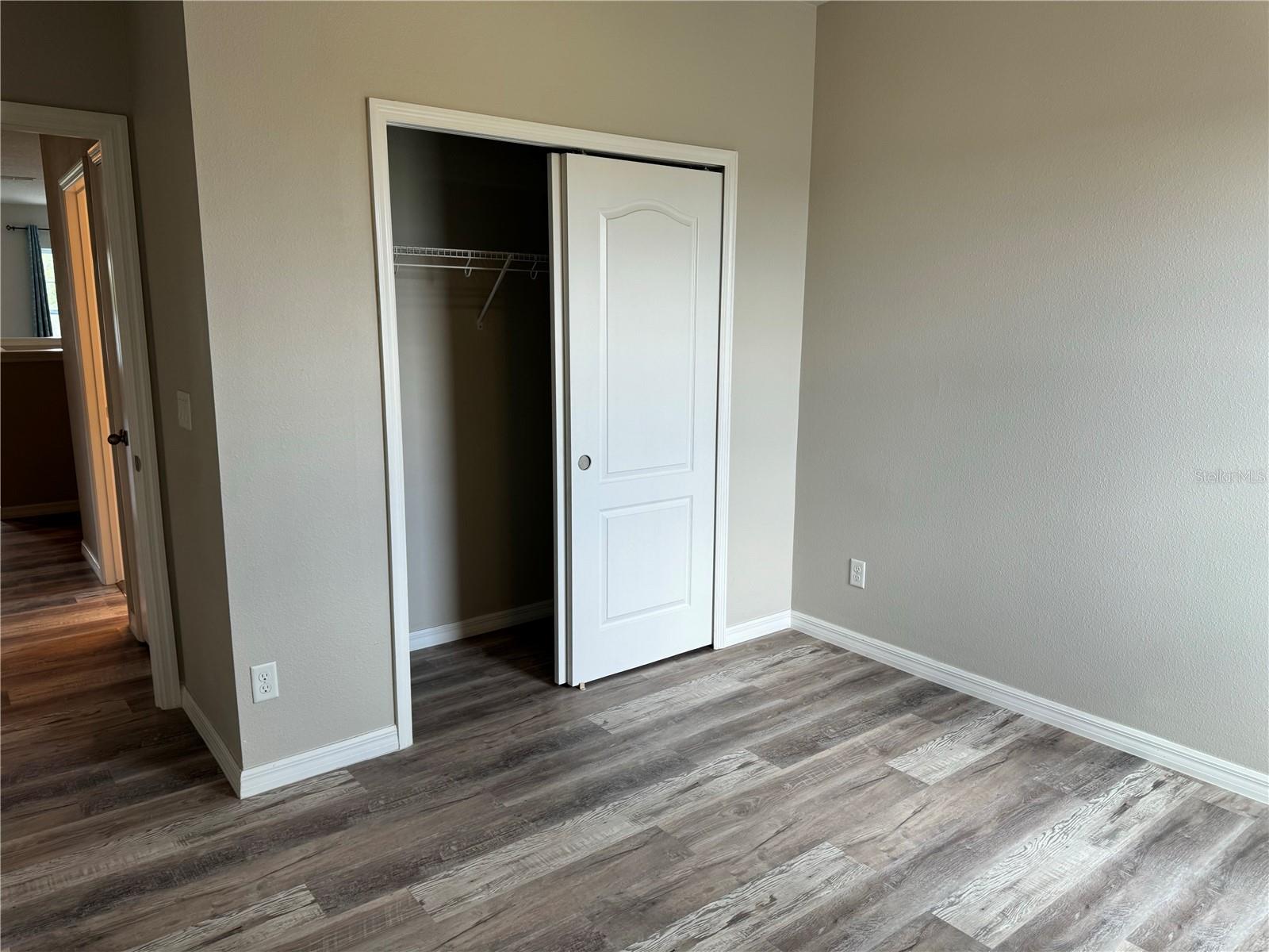 FISHHAWK RANCH WEST PH 1B/1C - Residential Lease