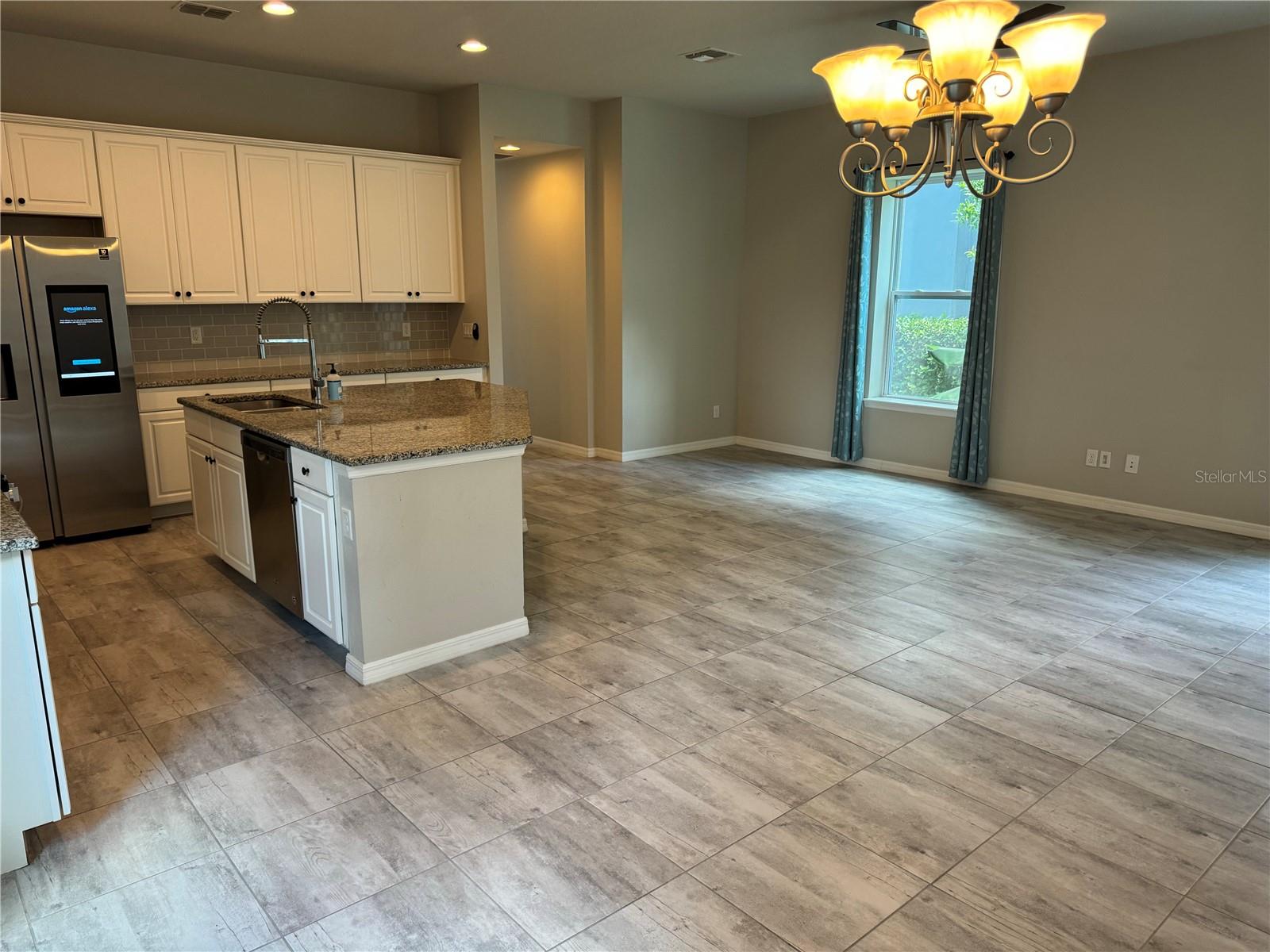 FISHHAWK RANCH WEST PH 1B/1C - Residential Lease