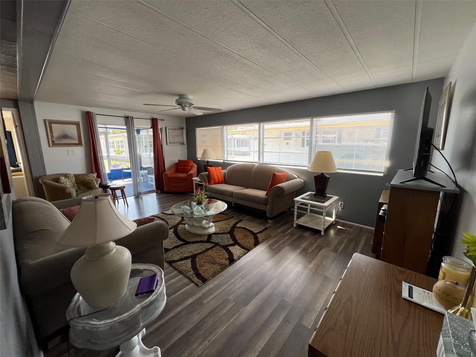 93 PINDO PALM STREET E