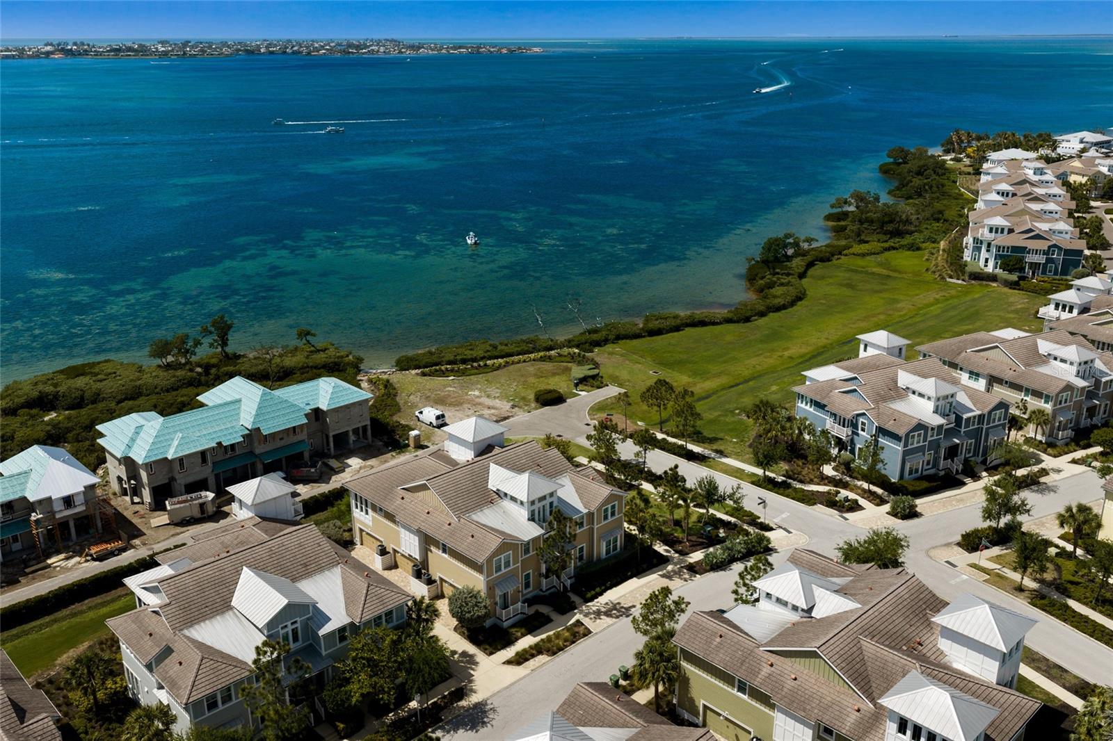 EDGEWATER WALK ON HARBOUR ISLE 5-36 - Residential