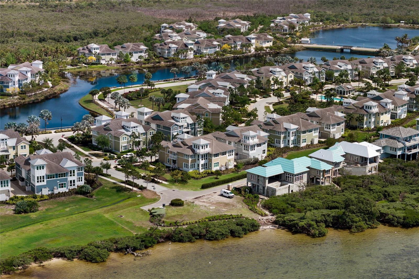 EDGEWATER WALK ON HARBOUR ISLE 5-36 - Residential