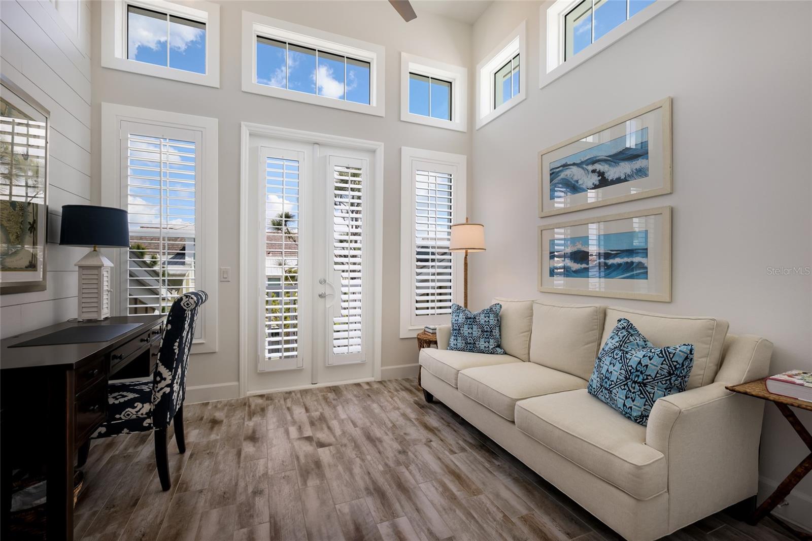 EDGEWATER WALK ON HARBOUR ISLE 5-36 - Residential