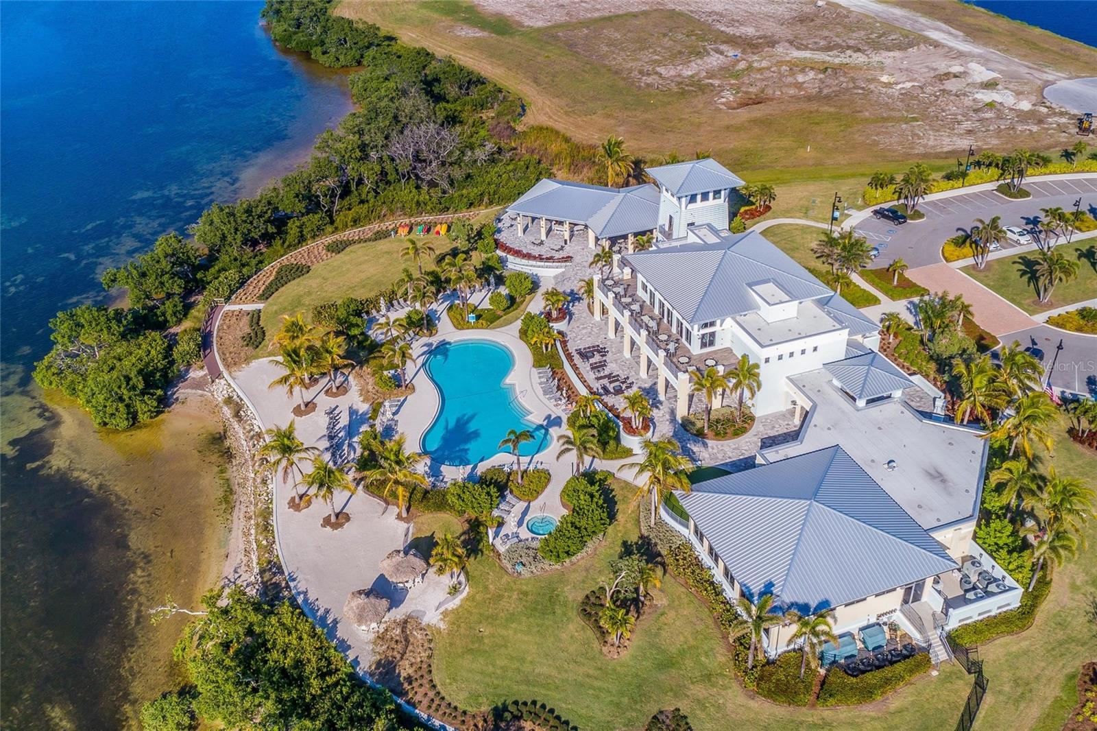 EDGEWATER WALK ON HARBOUR ISLE 5-36 - Residential