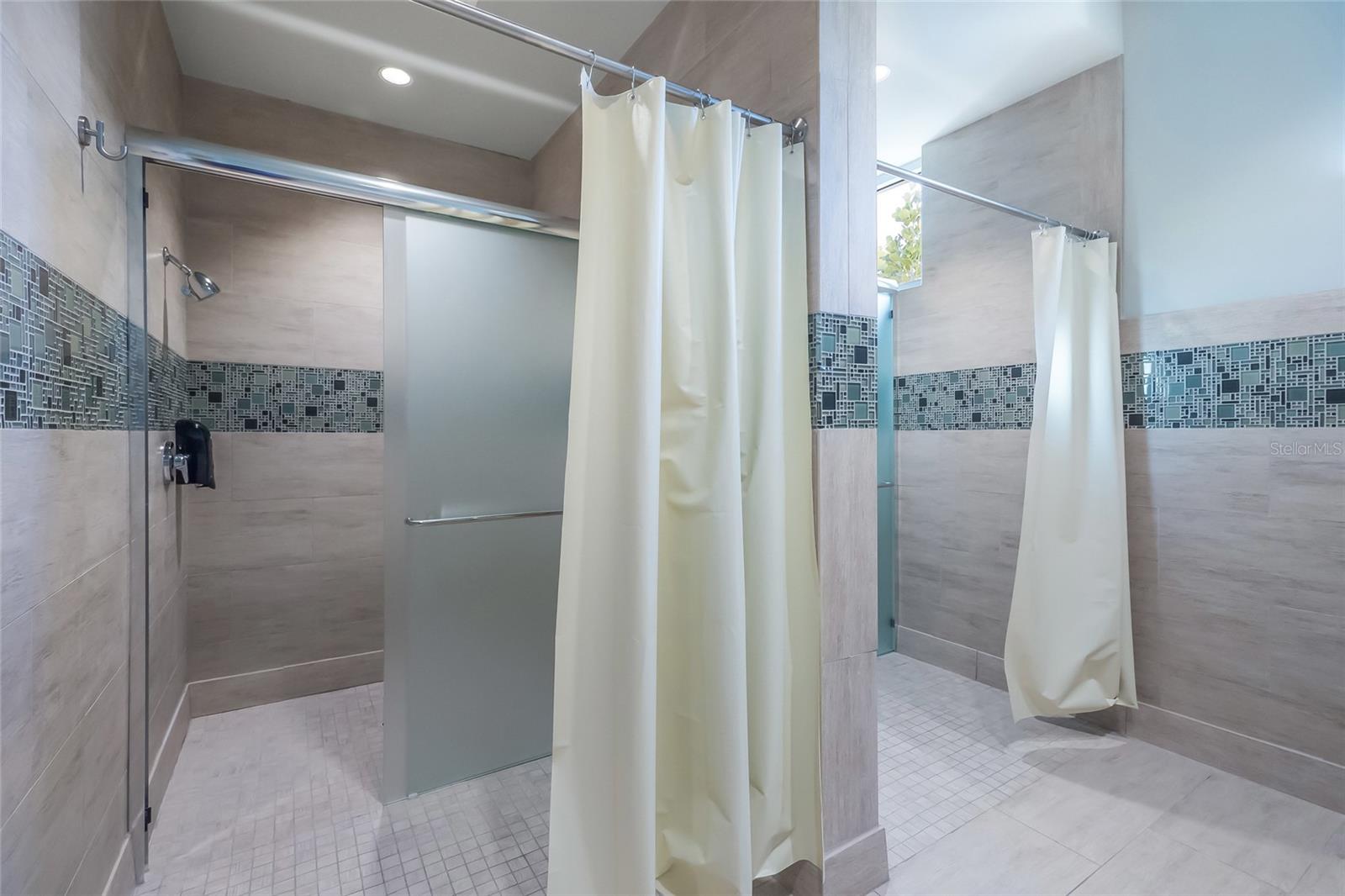 EDGEWATER WALK ON HARBOUR ISLE 5-36 - Residential