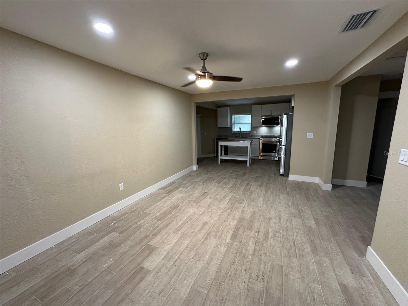 4108 W OAKELLAR AVENUE
