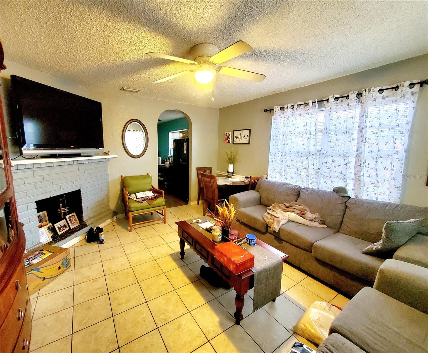 ROOSEVELT GROVES - Residential