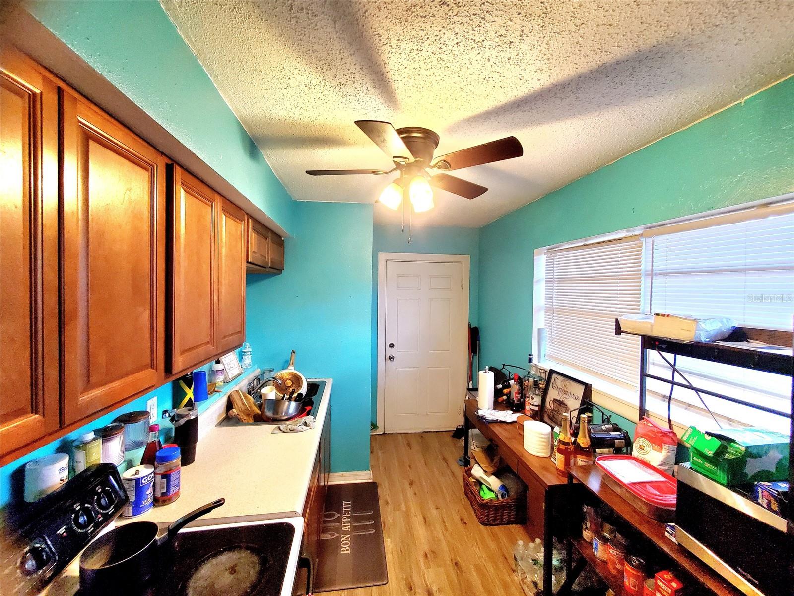 ROOSEVELT GROVES - Residential