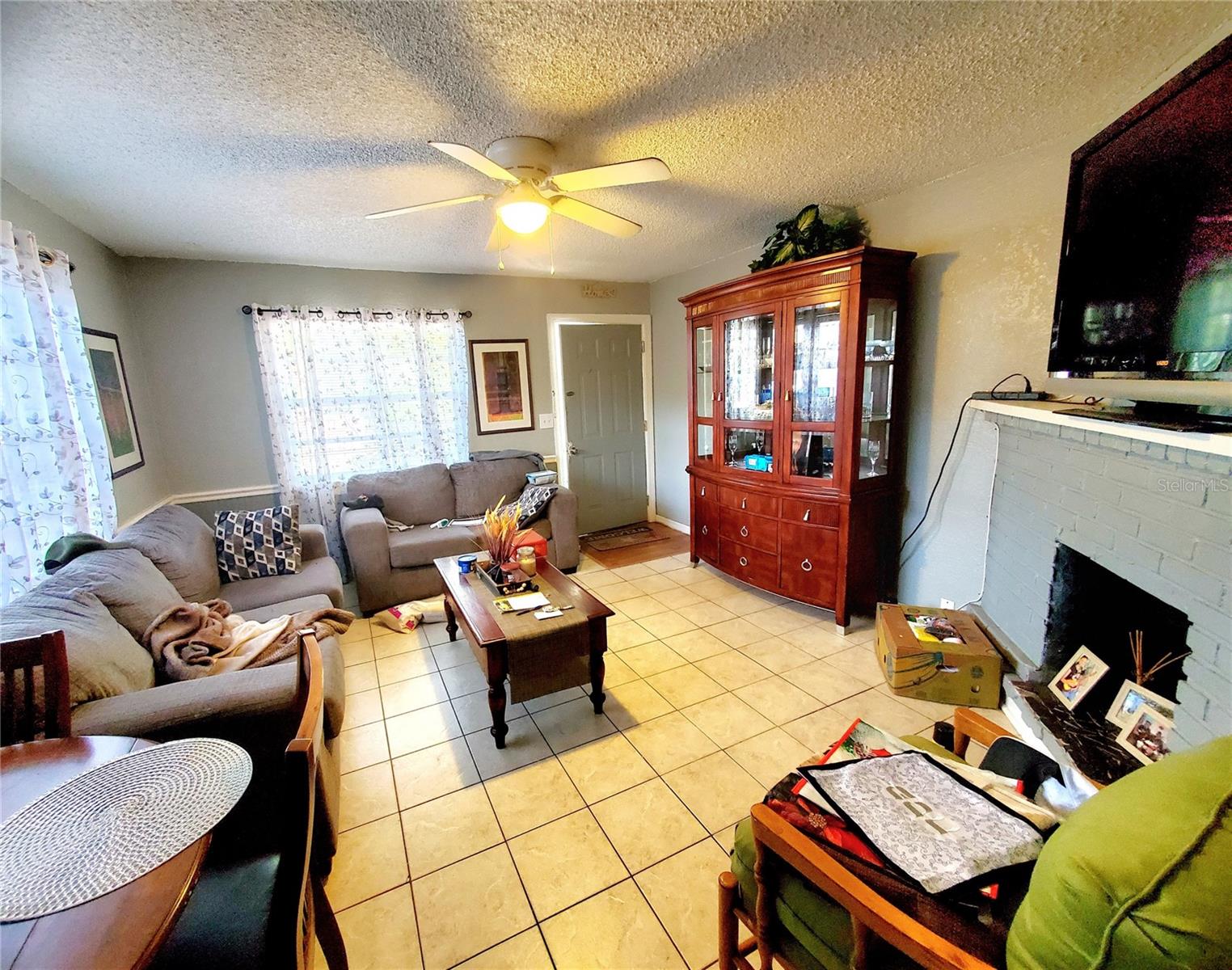 ROOSEVELT GROVES - Residential
