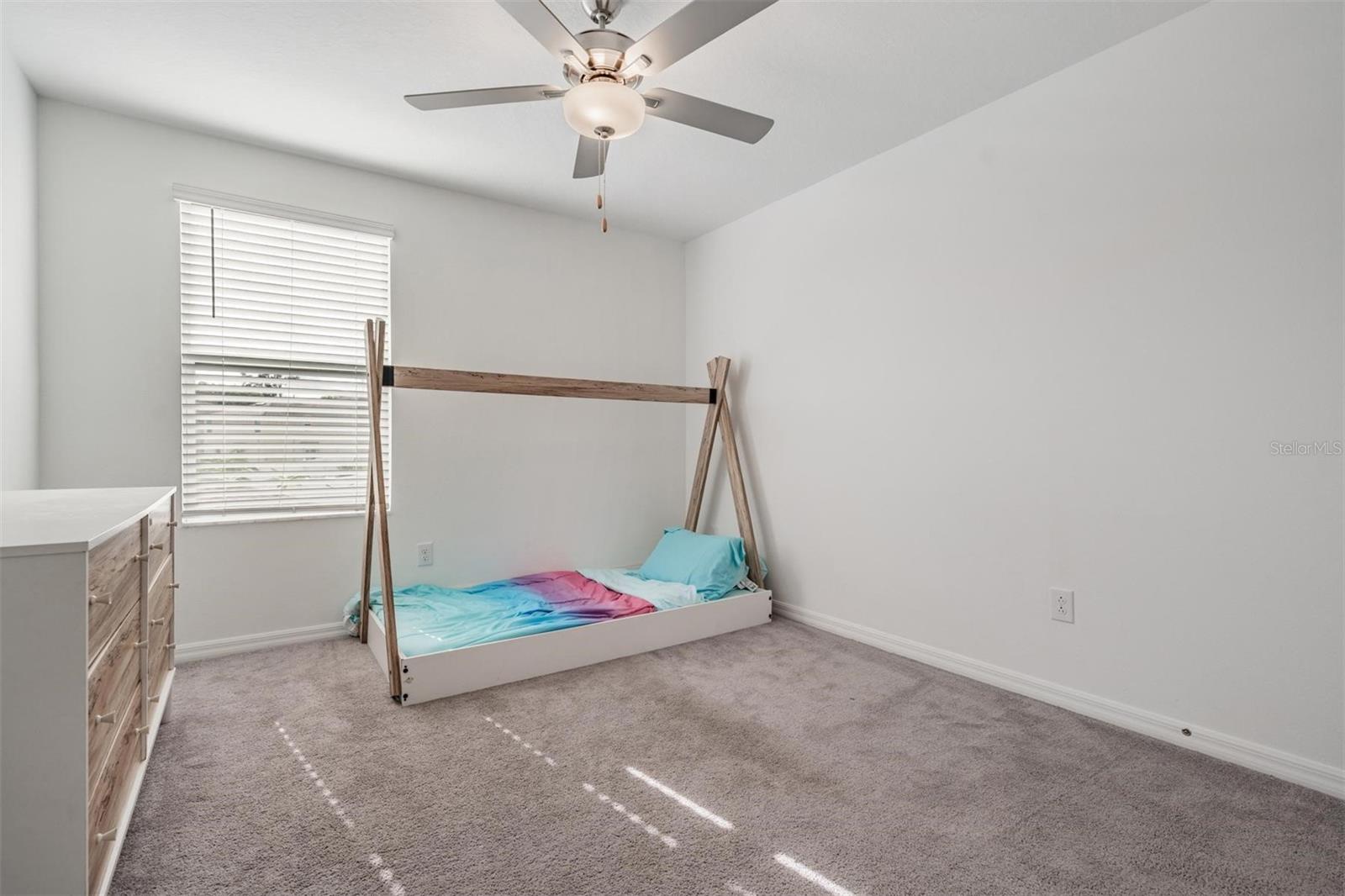 ABBOTT SQUARE - Residential