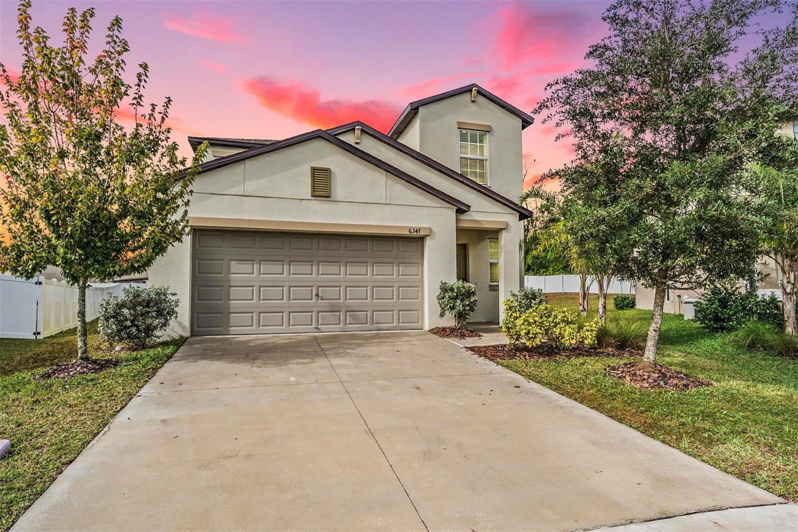 ABBOTT SQUARE - Residential