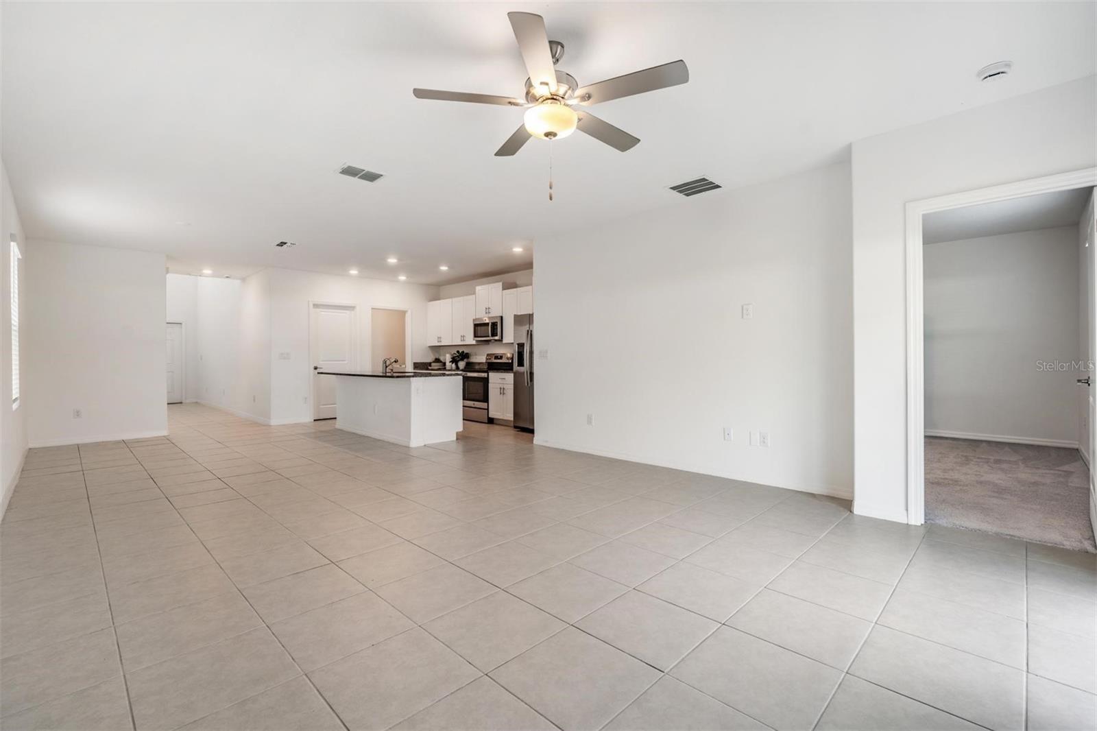 ABBOTT SQUARE - Residential