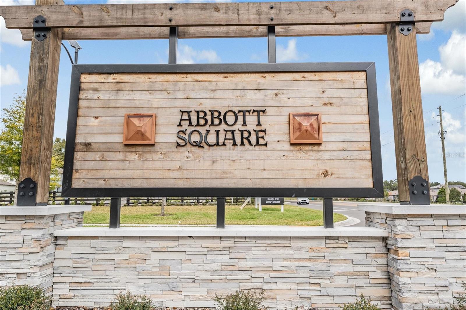 ABBOTT SQUARE - Residential