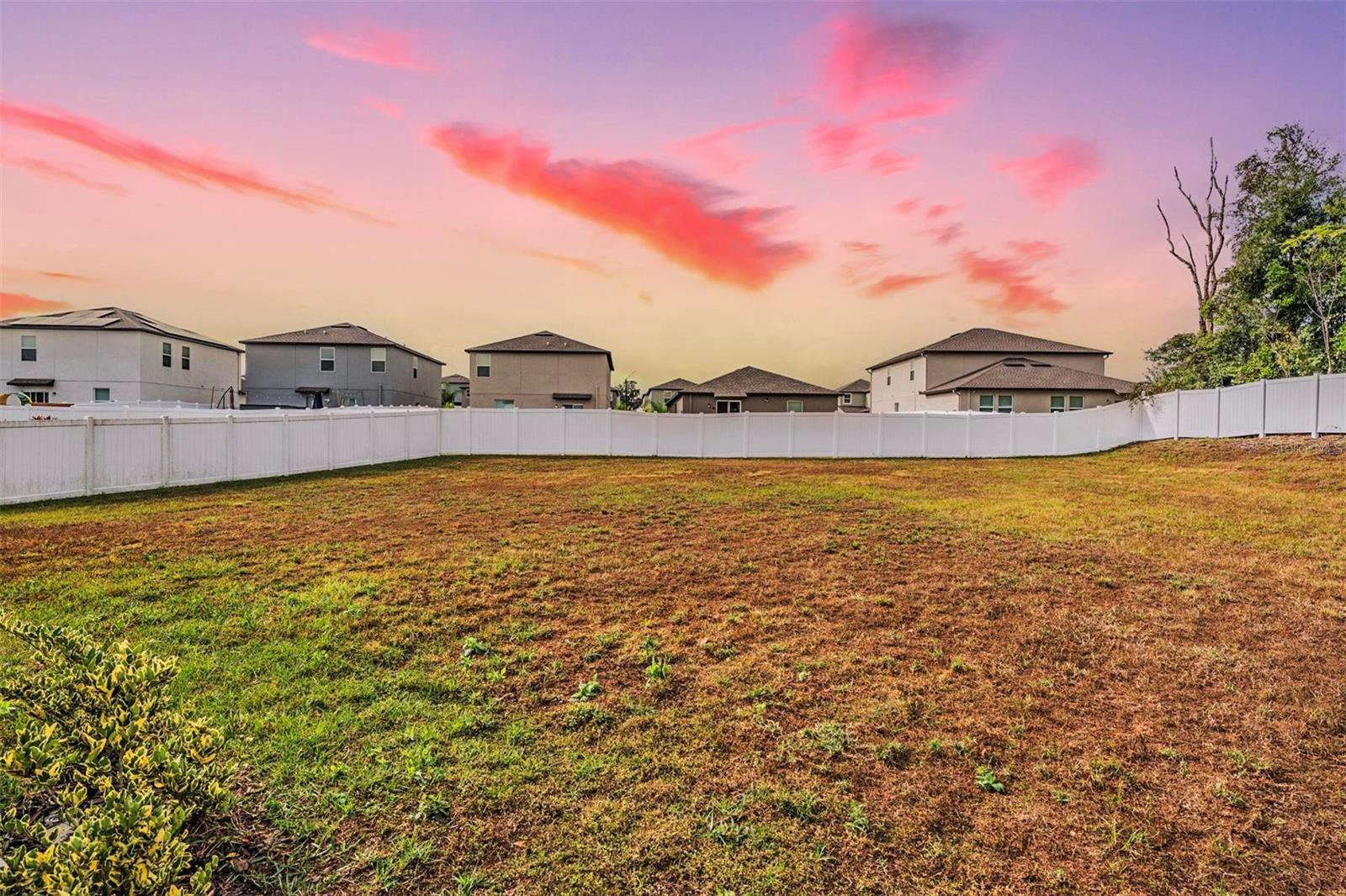 ABBOTT SQUARE - Residential