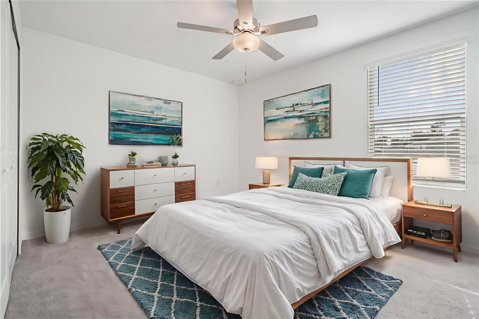 ABBOTT SQUARE - Residential