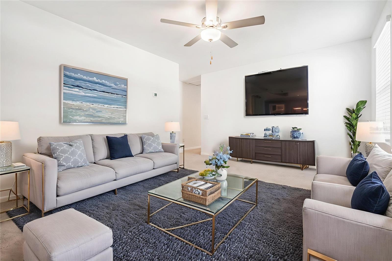 ABBOTT SQUARE - Residential