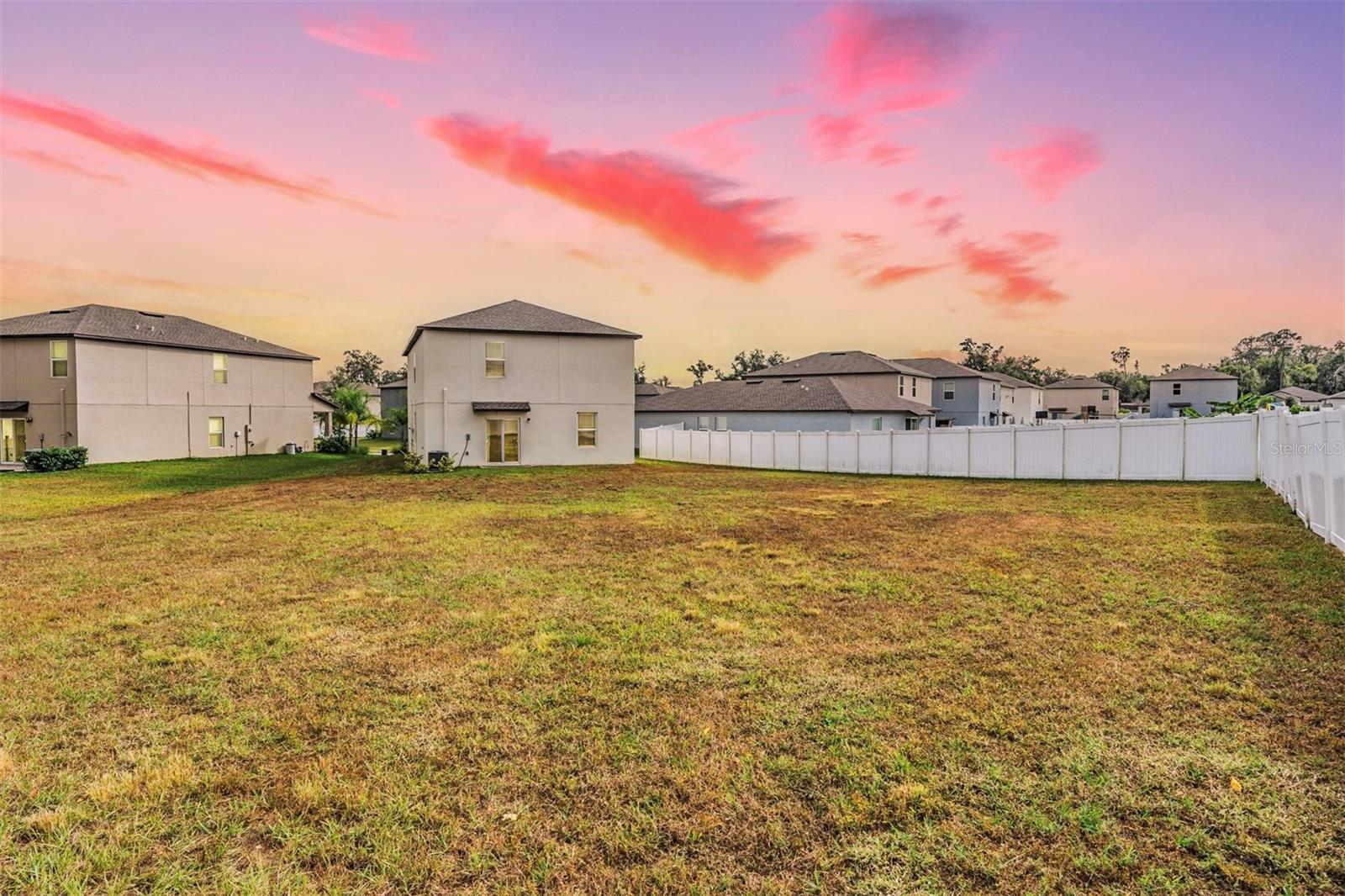 ABBOTT SQUARE - Residential