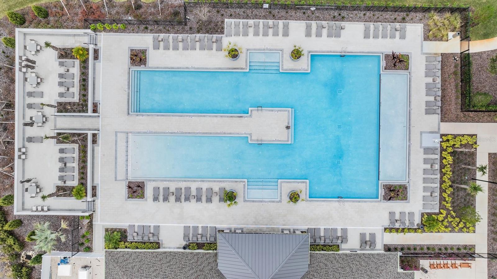 ABBOTT SQUARE - Residential