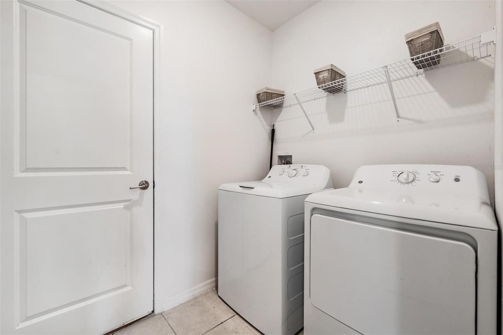 ABBOTT SQUARE - Residential