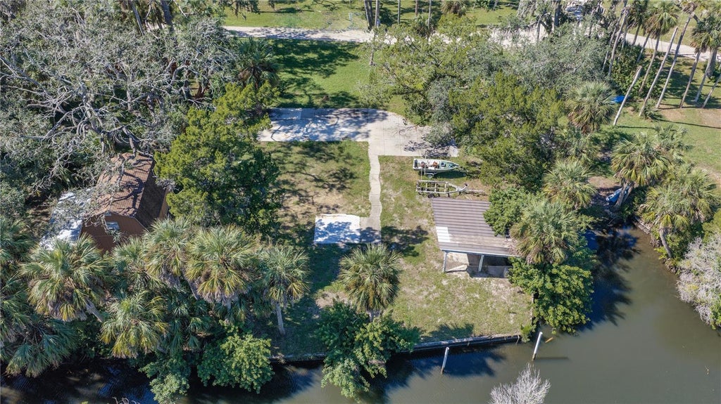 Photo of 5362 Felker Drive, Weeki Wachee, FL 34607 (MLS # W7890501)