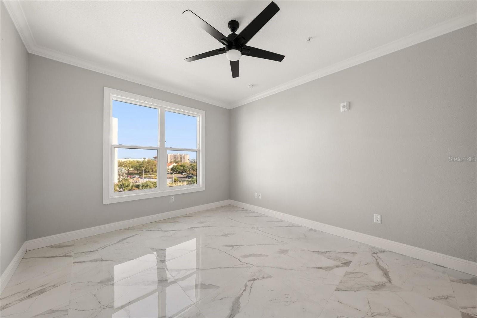 LA BRISA DEL MAR CONDO UNIT 401 - Residential