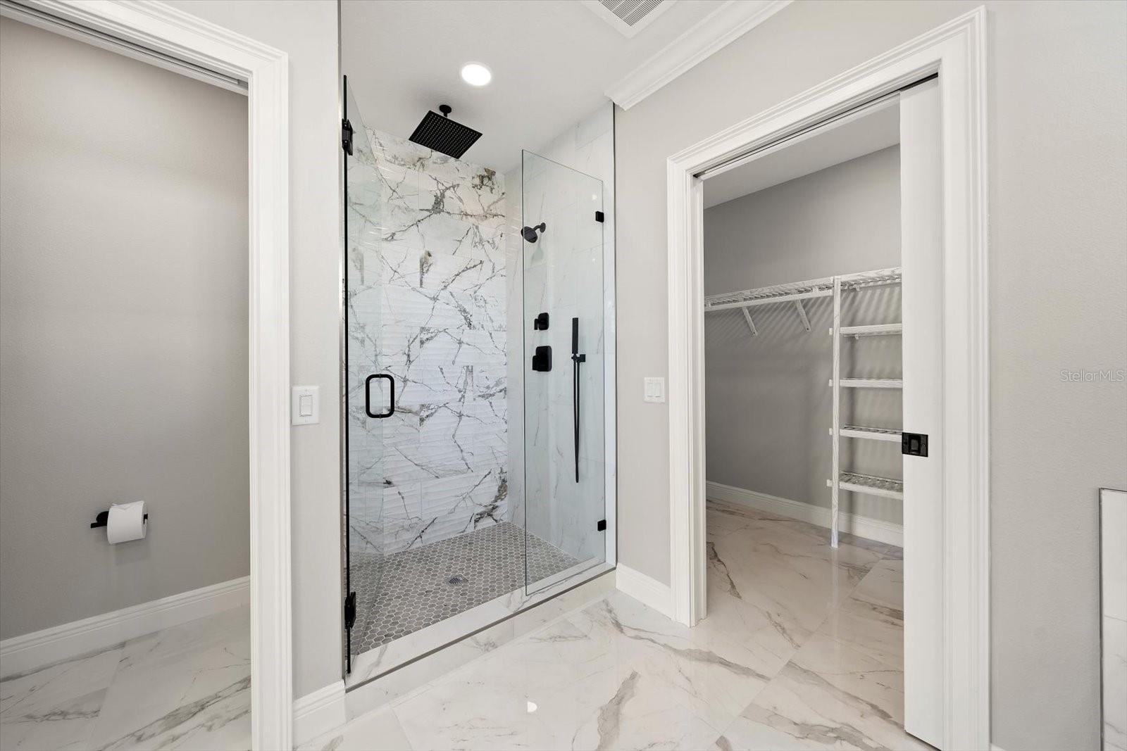 LA BRISA DEL MAR CONDO UNIT 401 - Residential