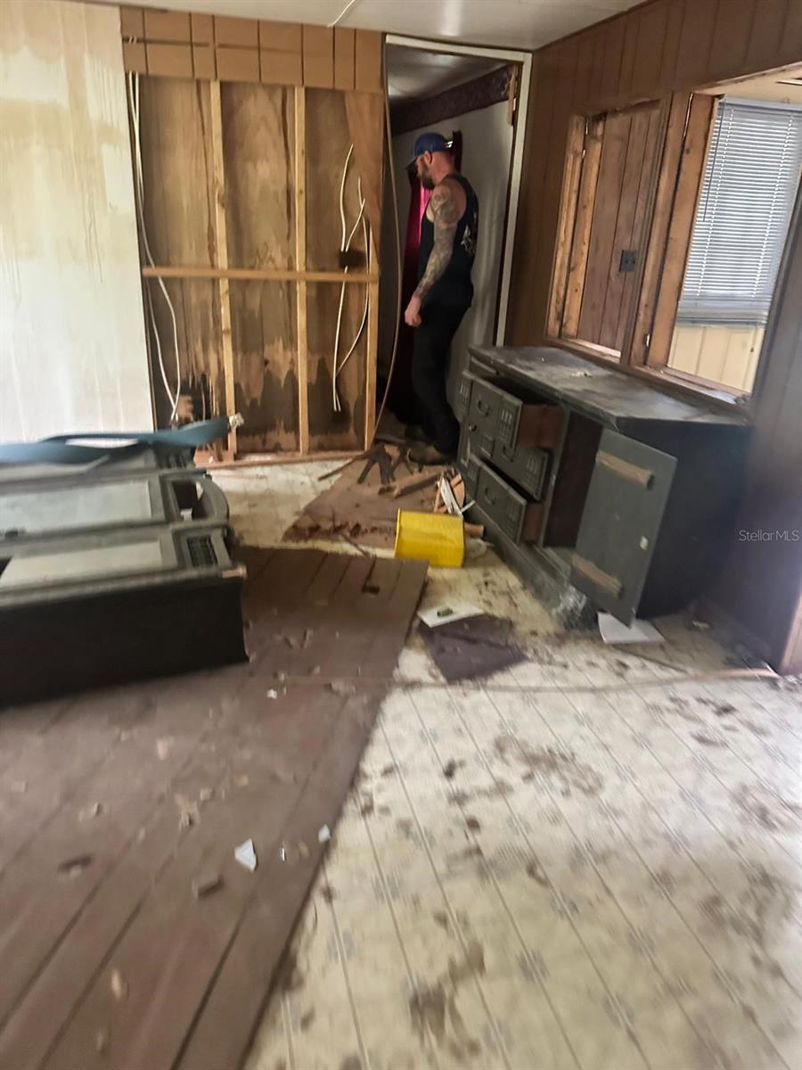 SILVER SPGS CAMPSITES - Residential