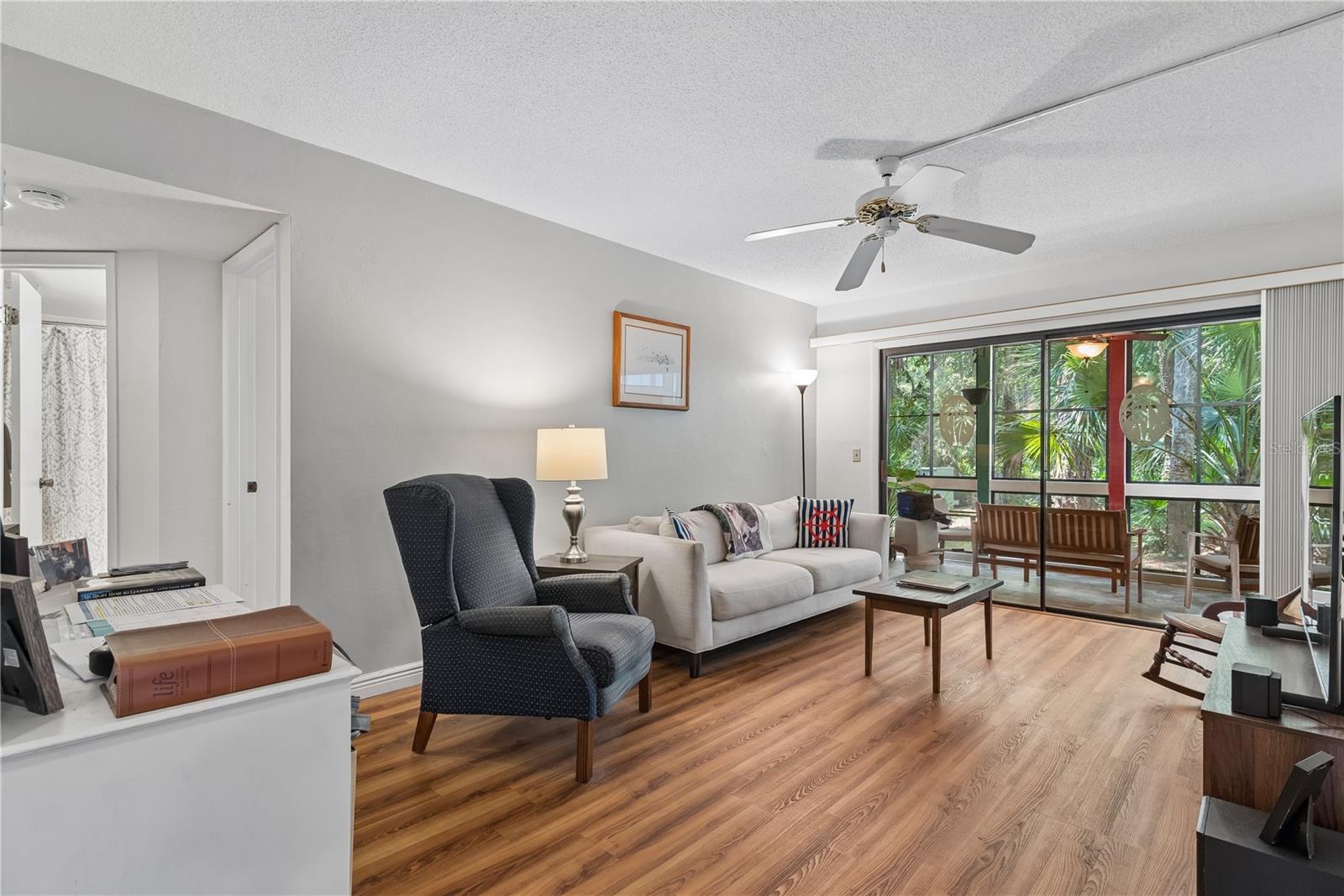 35 FAIRWAYS CIRCLE 35