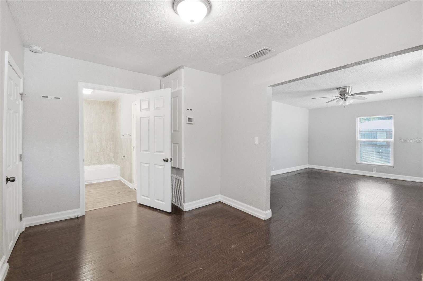 SULPHUR HILL - Residential