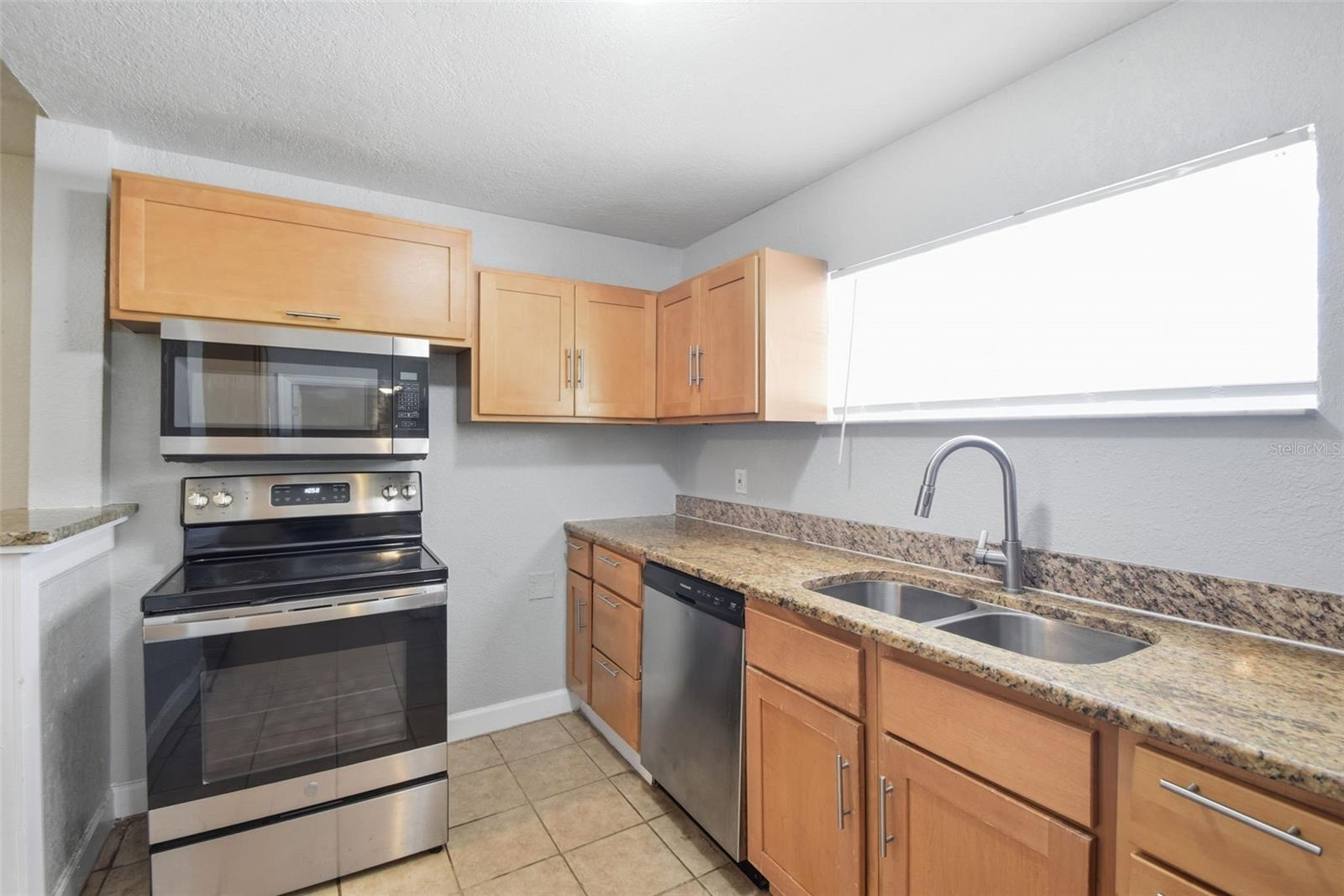 SULPHUR HILL - Residential