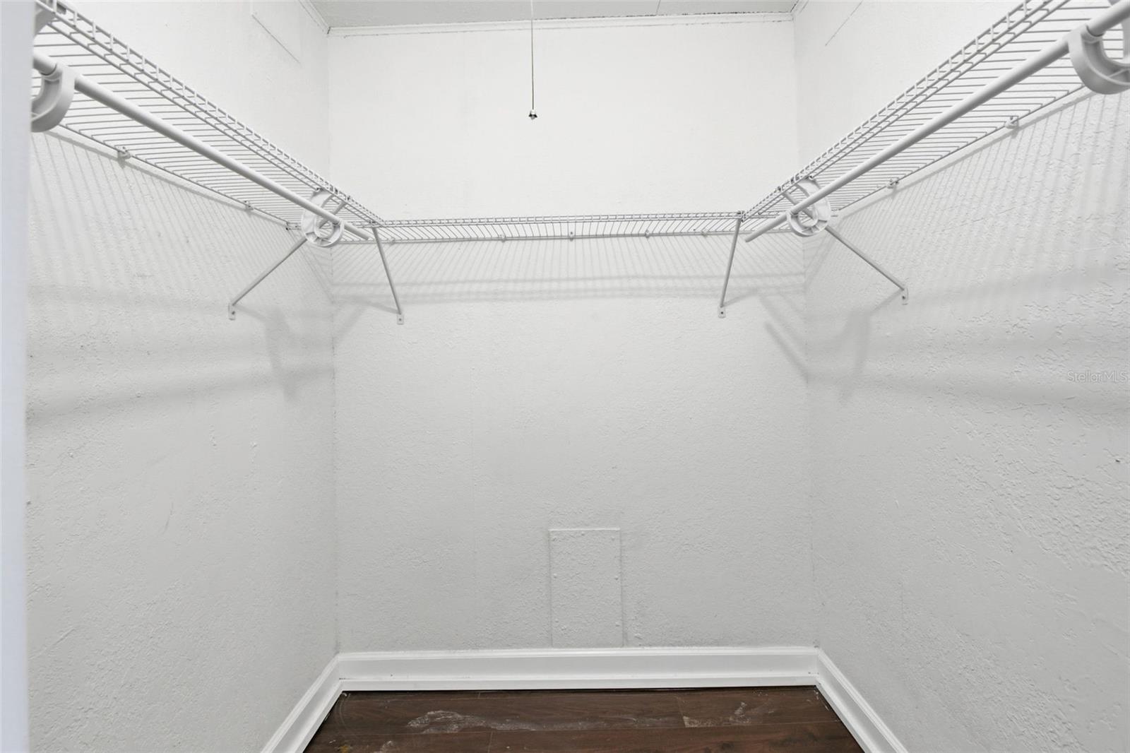 SULPHUR HILL - Residential