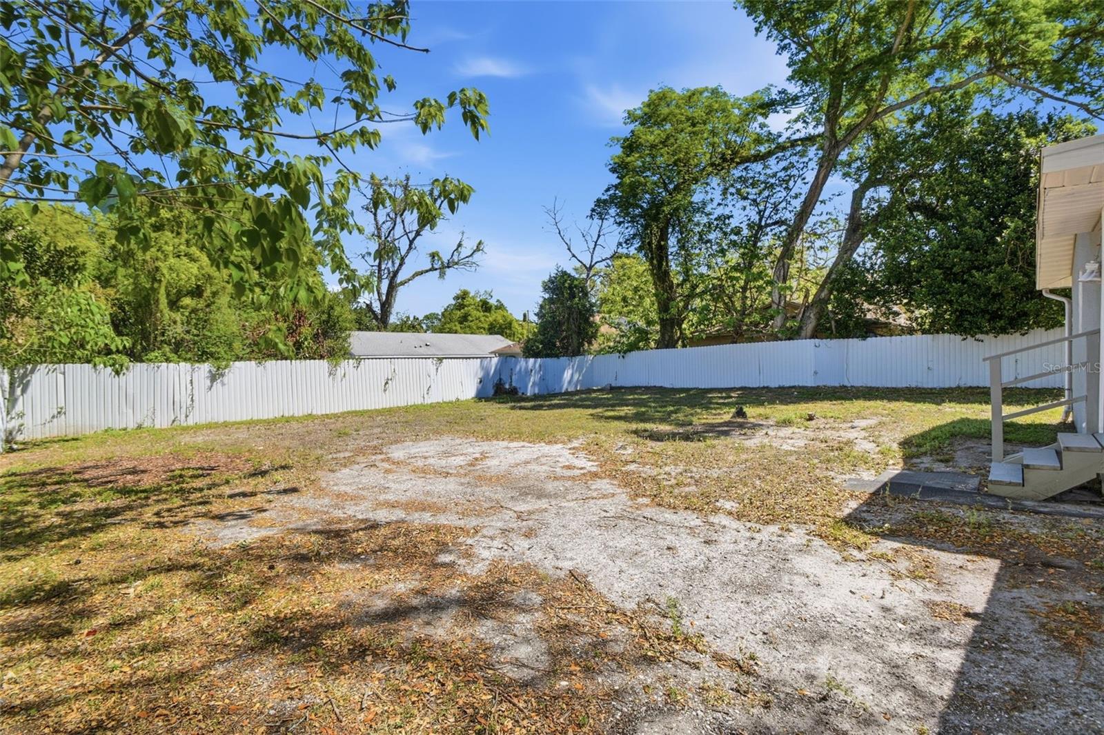 SULPHUR HILL - Residential