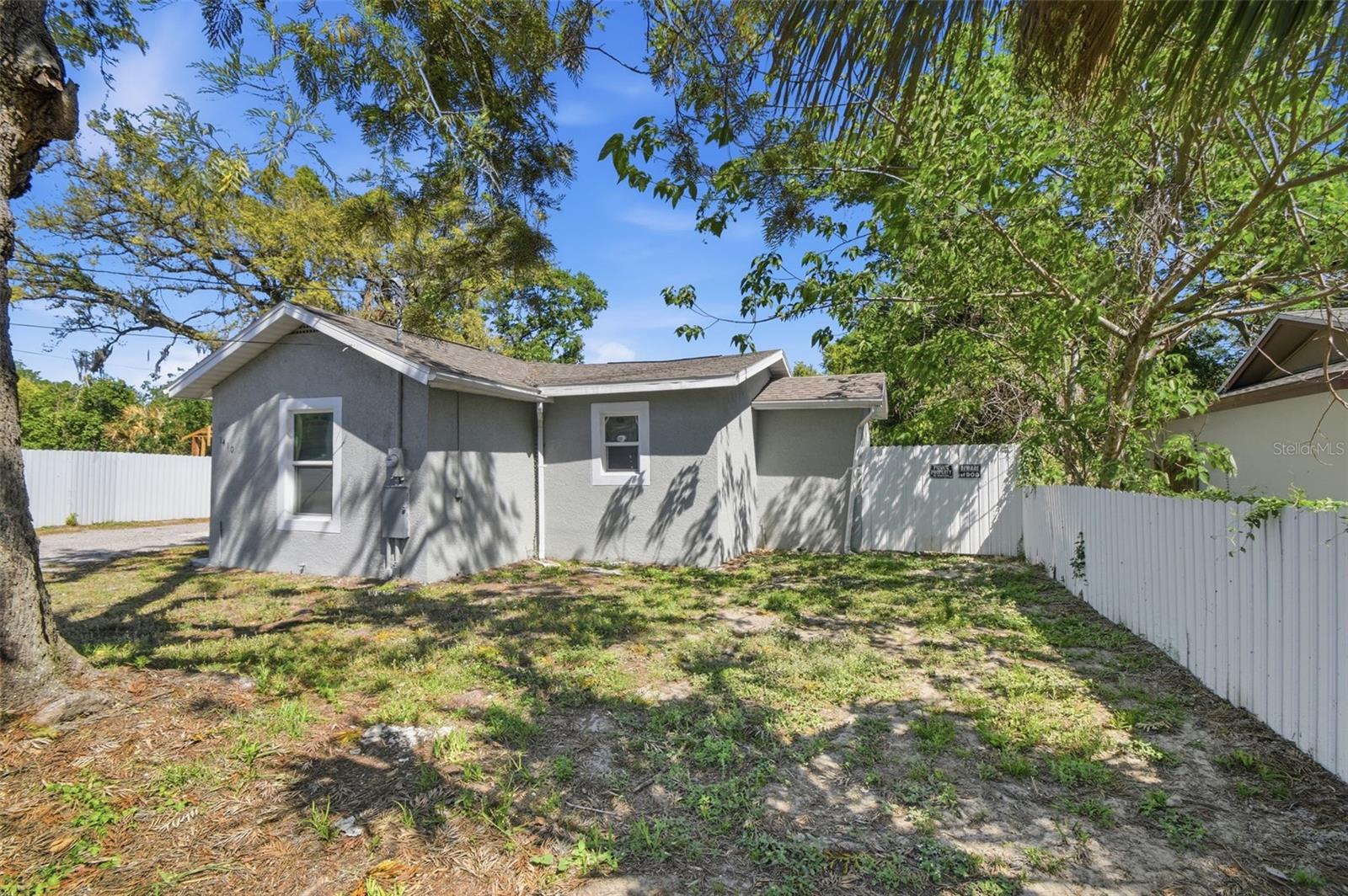 SULPHUR HILL - Residential