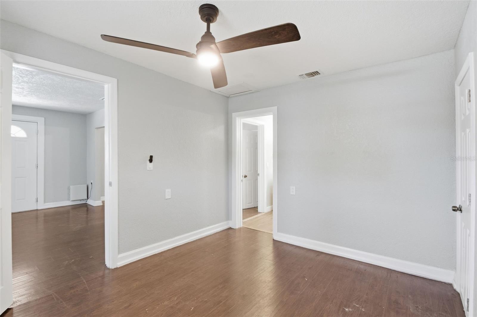 SULPHUR HILL - Residential