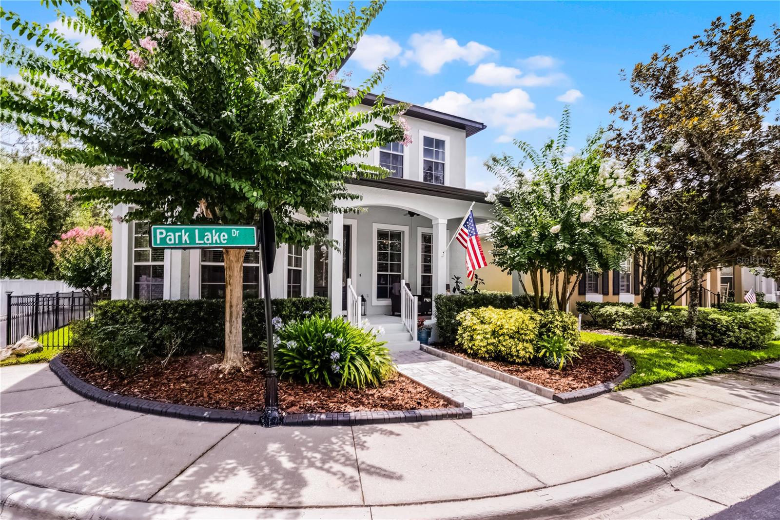 429 PARK LAKE DRIVE