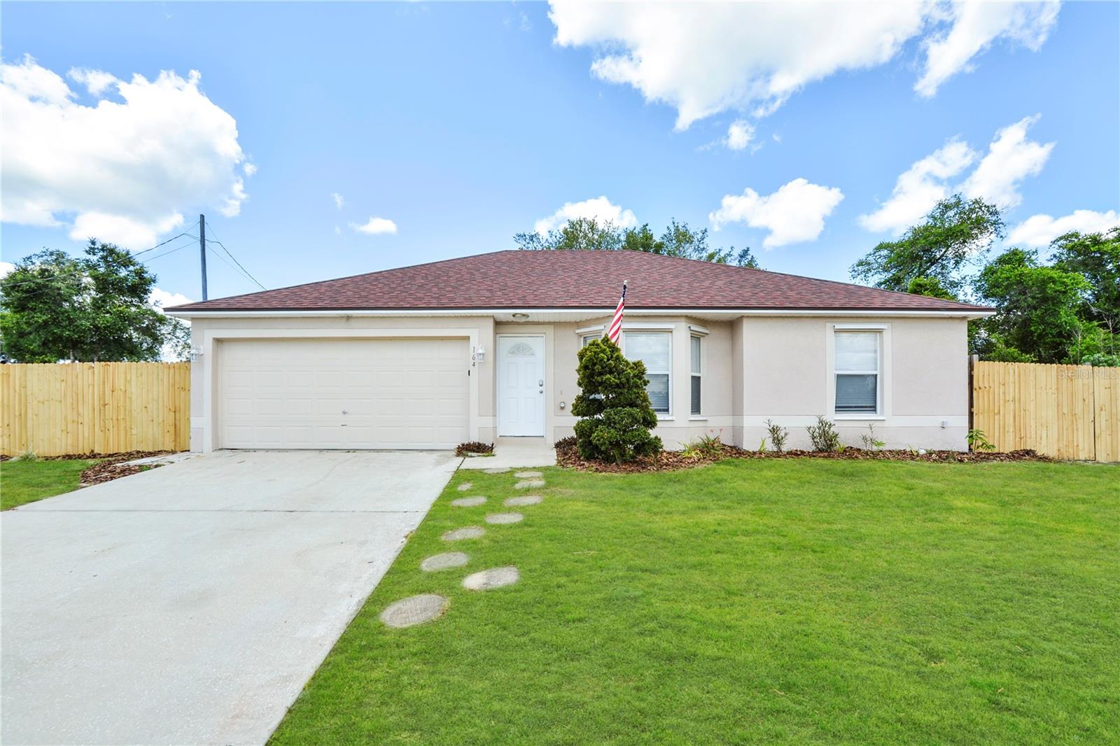 DELTONA LAKES UNIT 59 - Residential Lease