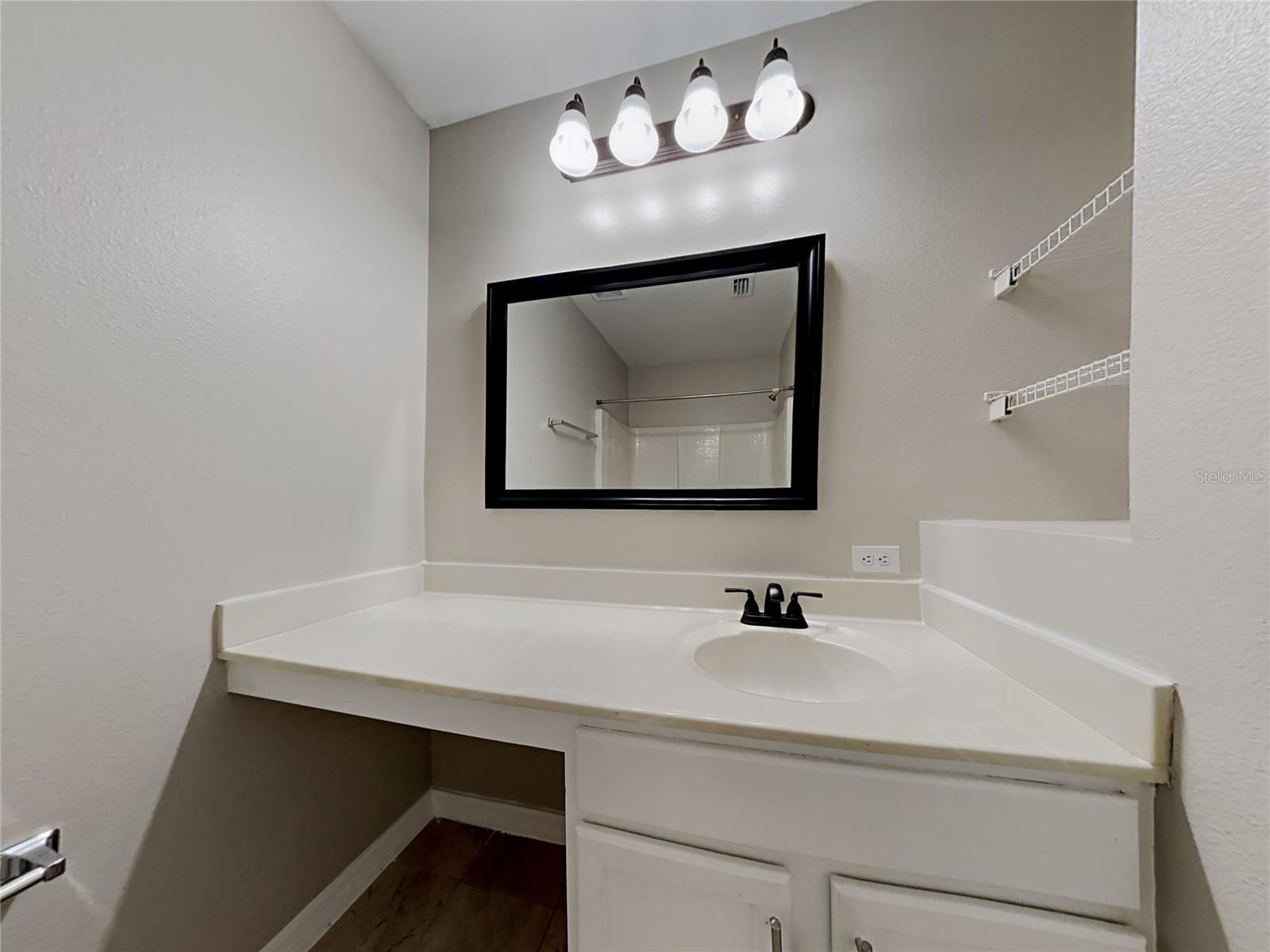 DELTONA LAKES UNIT 59 - Residential Lease