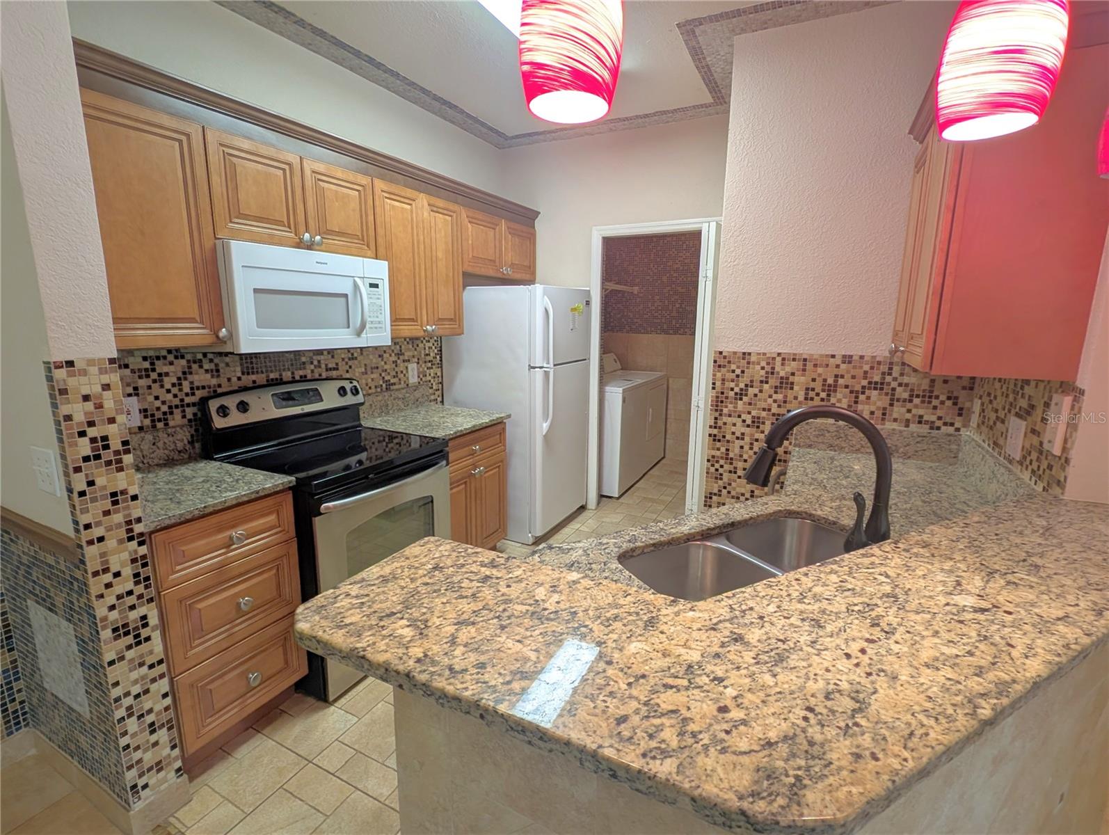 SERENADE ON PALMER RANCH - Residential Lease