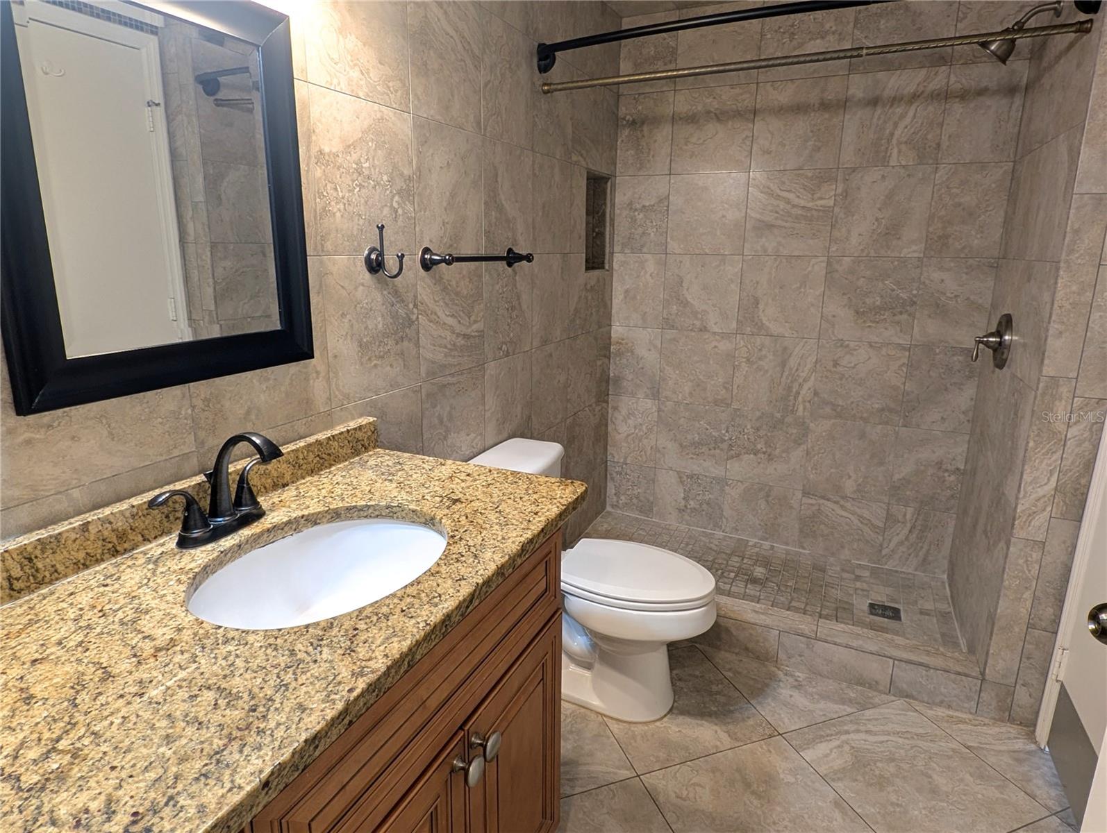 SERENADE ON PALMER RANCH - Residential Lease