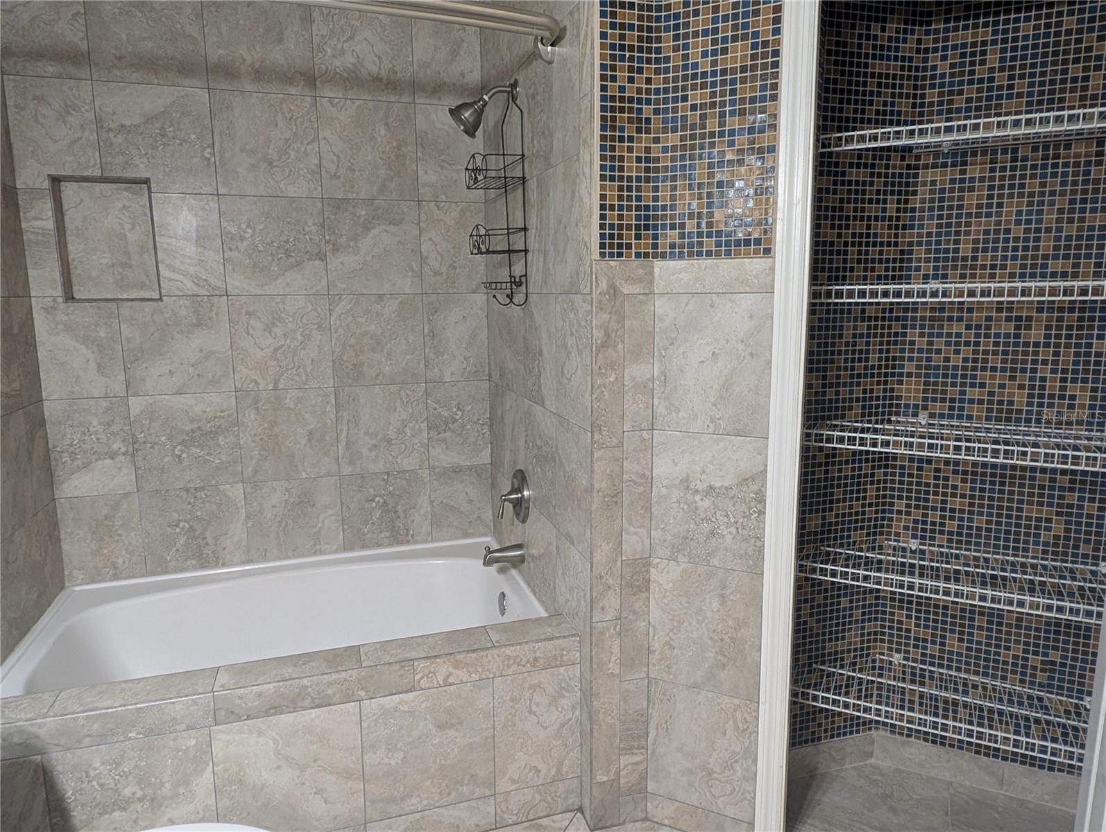 SERENADE ON PALMER RANCH - Residential Lease