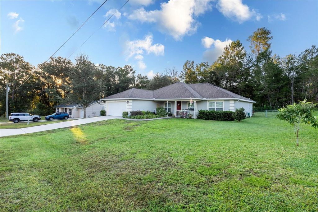 Photo of 8554 SE 160th Place, Summerfield, FL 34491 (MLS # G5101423)