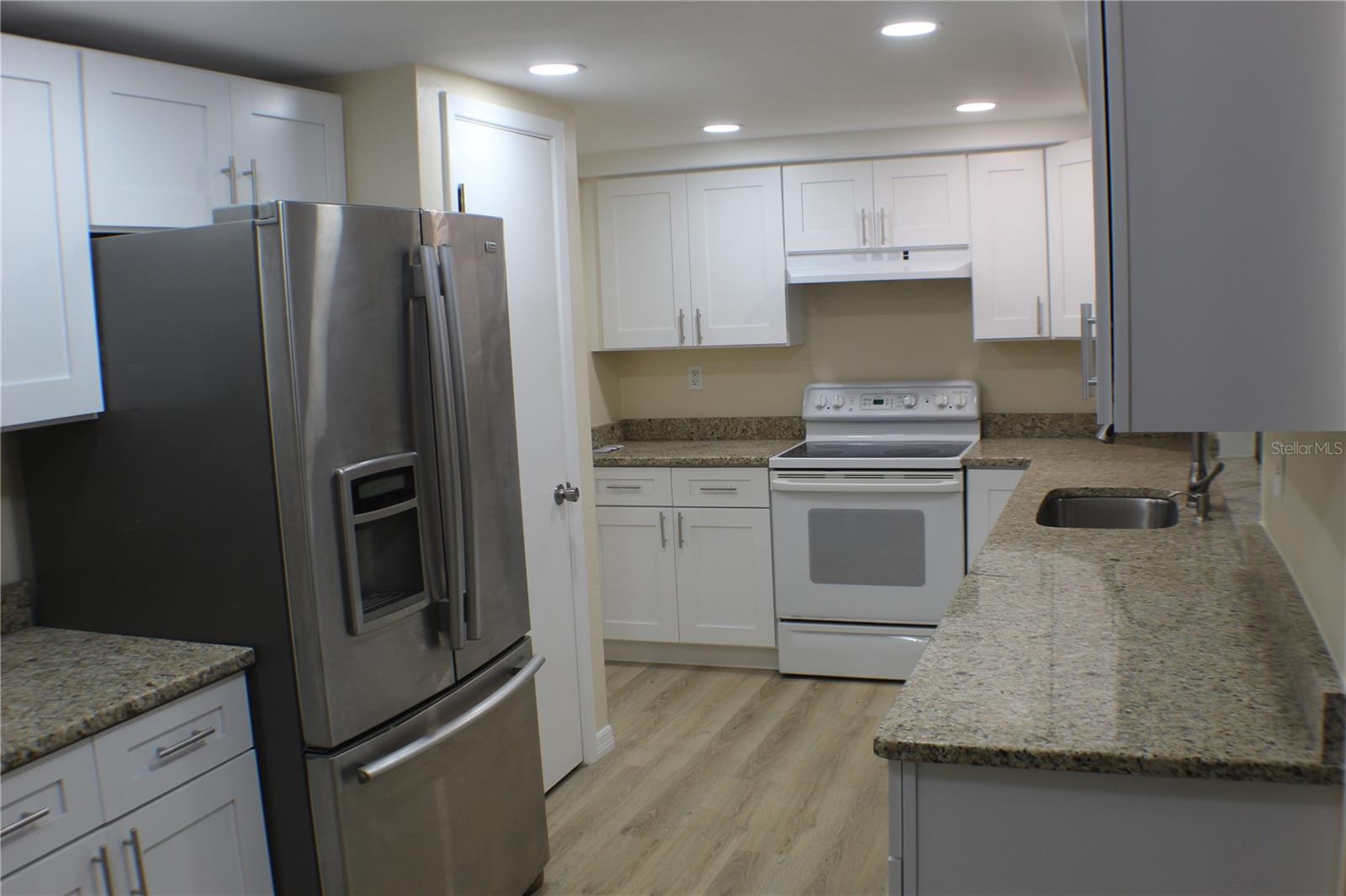 BEACON SQUARE - Residential