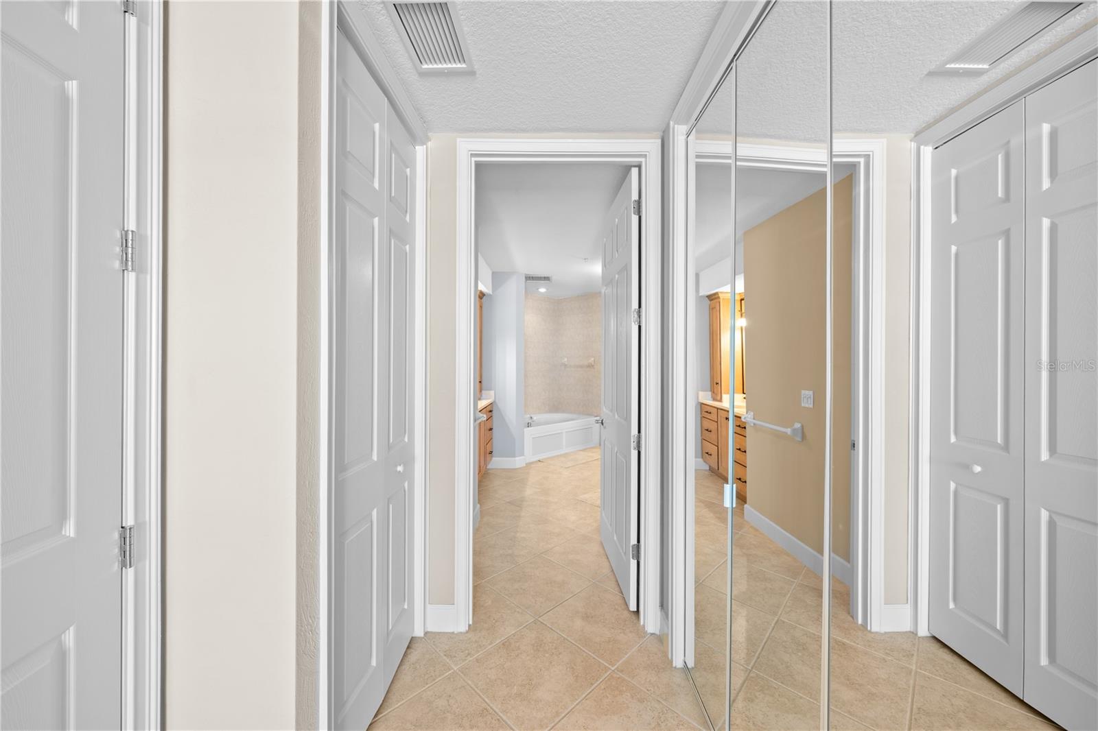 ST KITTS PER - Residential