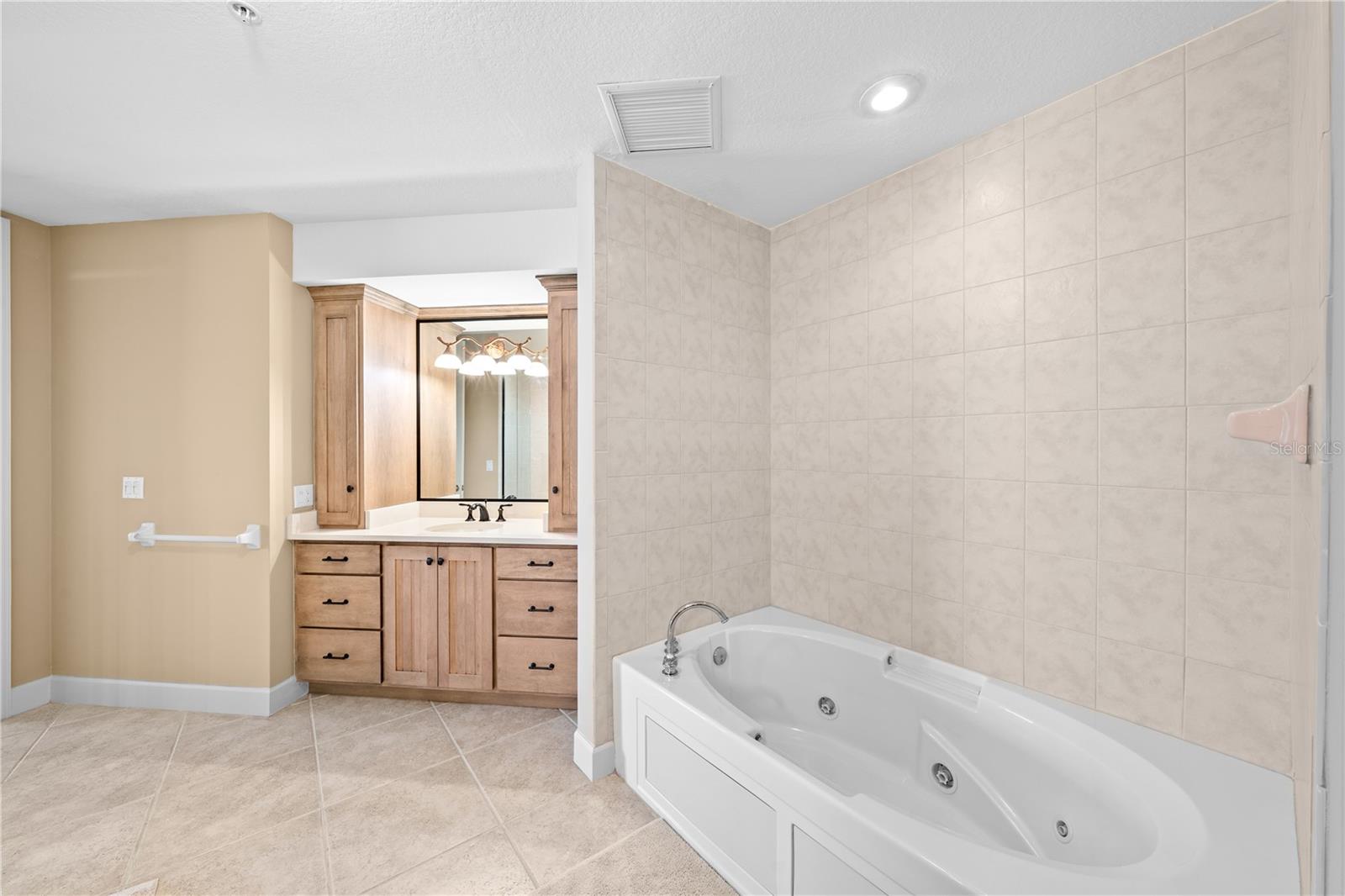 ST KITTS PER - Residential