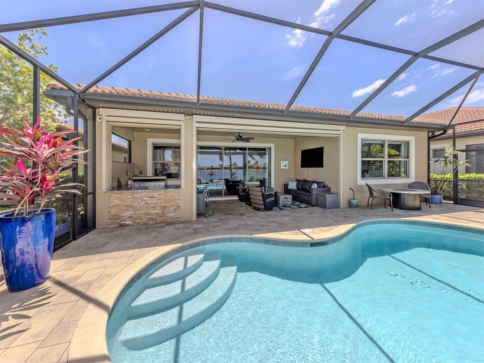 TOSCANA ISLES UN 1 - Residential