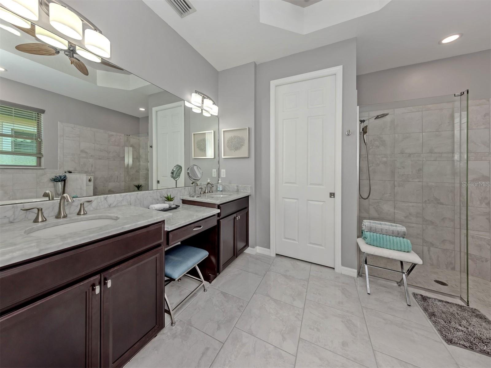 TOSCANA ISLES UN 1 - Residential