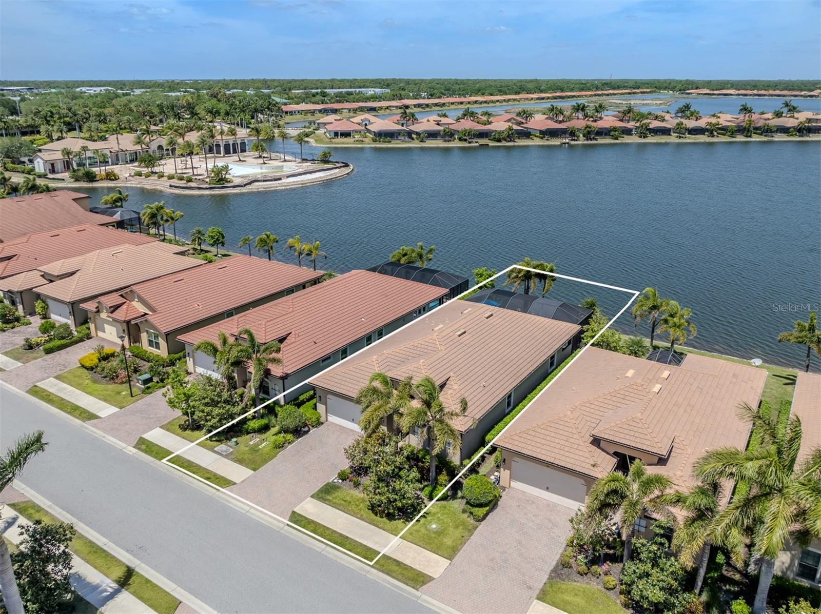 TOSCANA ISLES UN 1 - Residential