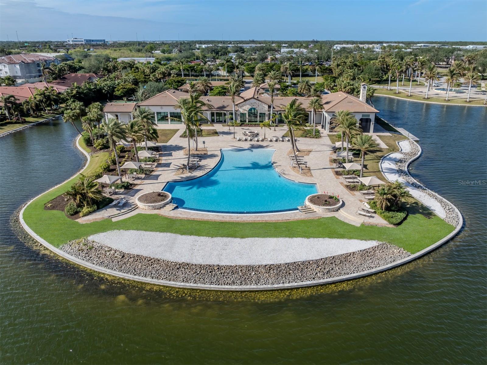 TOSCANA ISLES UN 1 - Residential