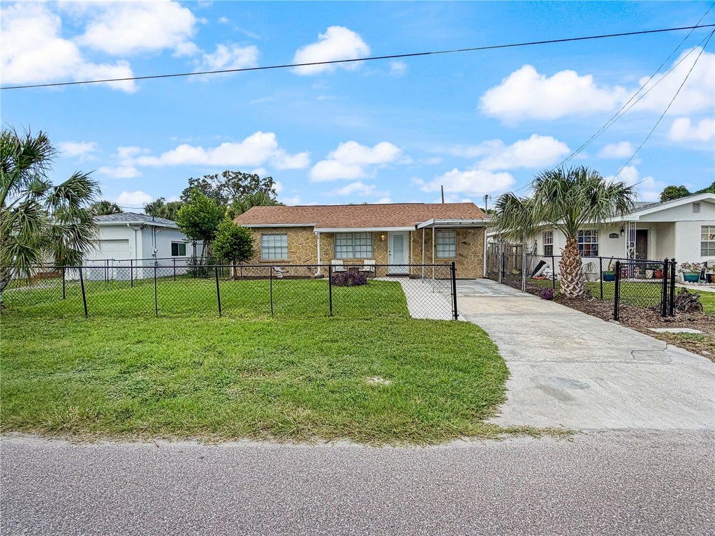 Photo of 2509 W Lemon Street, Tampa, FL 33609 (MLS # TB8550939)