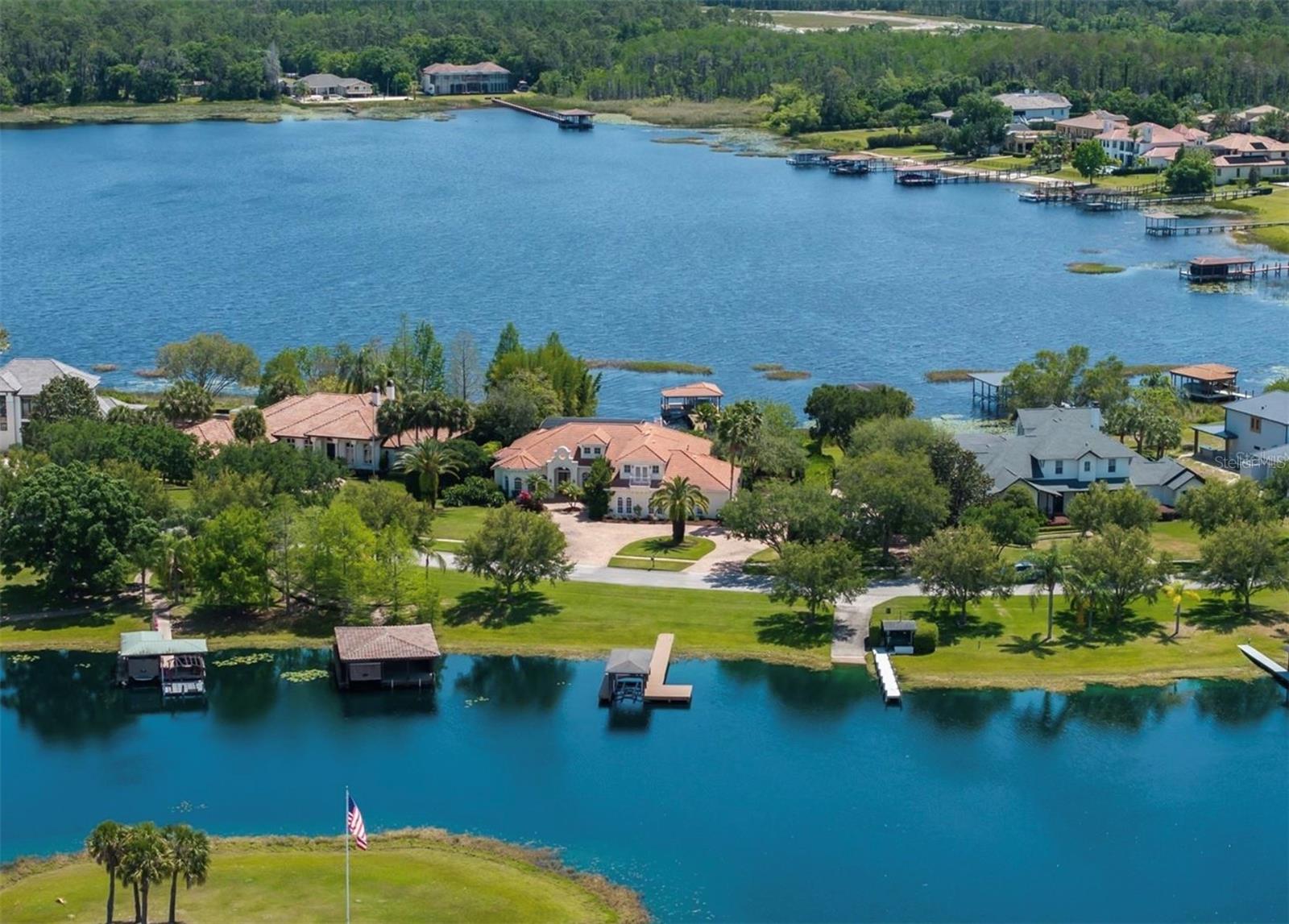 ISLES LAKE HANCOCK - Residential