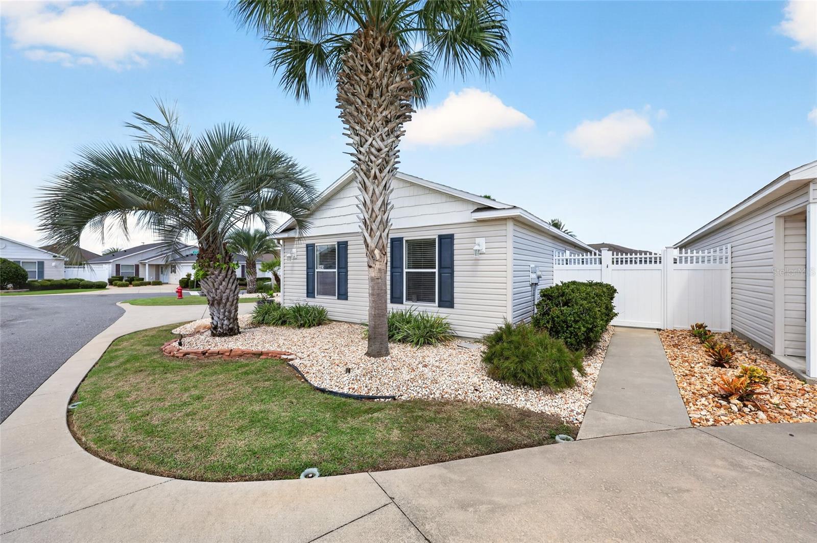 1945 FIDDLEWOOD PLACE